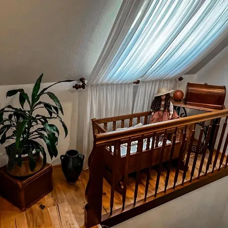 Omas Ferienhauschen Dom wakacyjny *